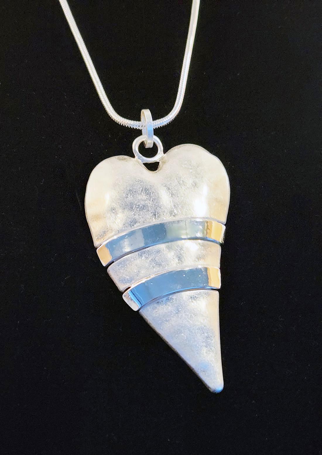 Banded Heart Pendant Necklace