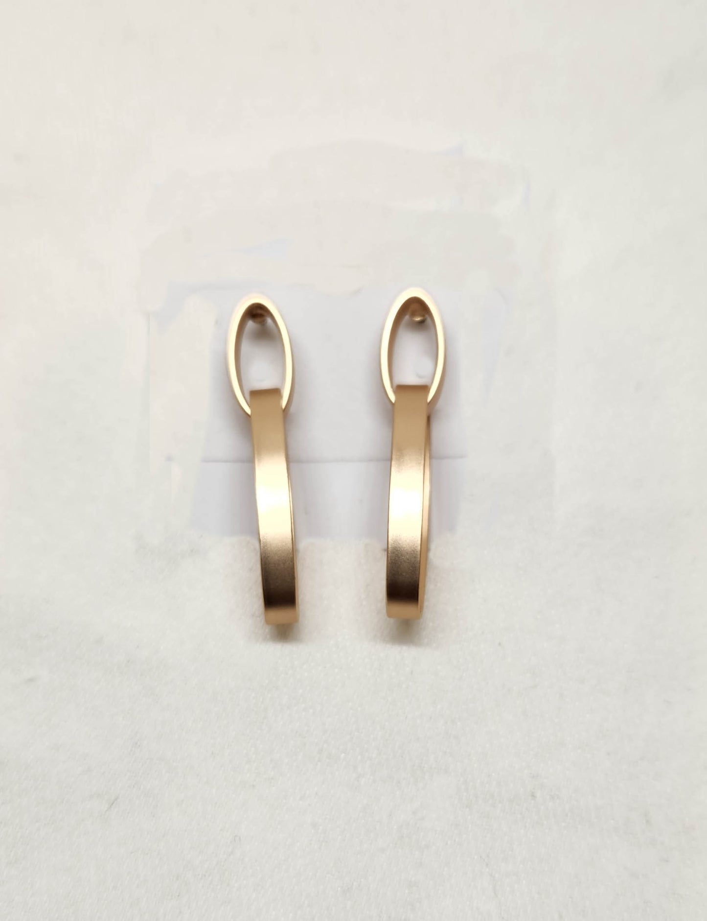 Loop in Loop Earrings Gold